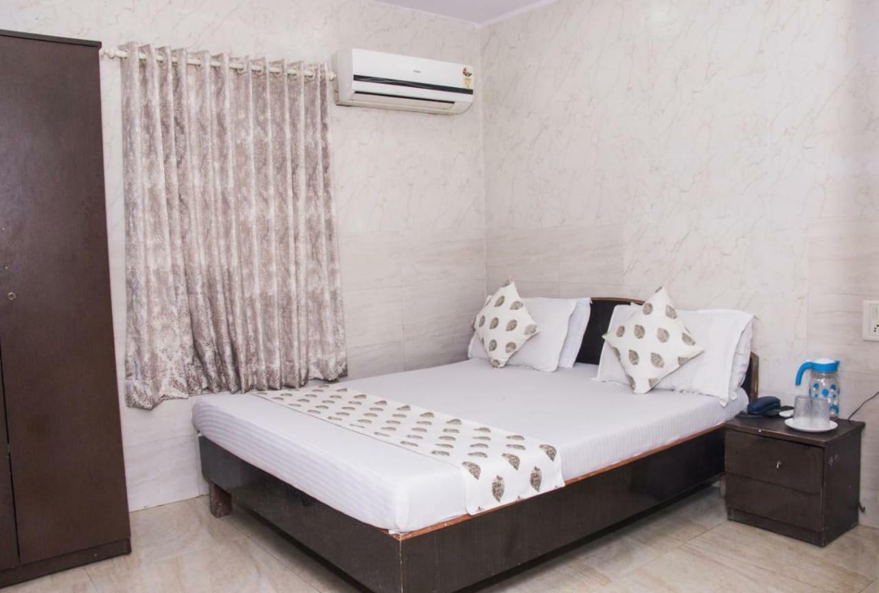Hotel Star Suite Mumbai Eksteriør bilde